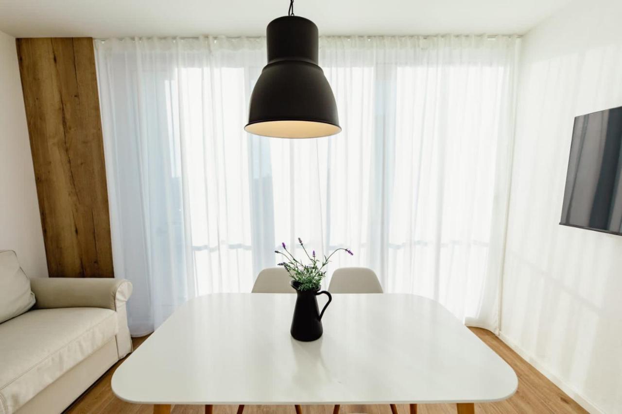 Olive Tree Apartments Водице Екстериор снимка