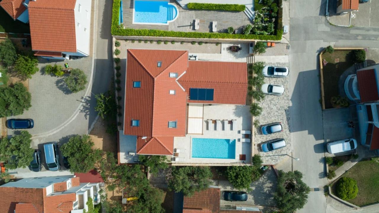 Olive Tree Apartments Водице Екстериор снимка