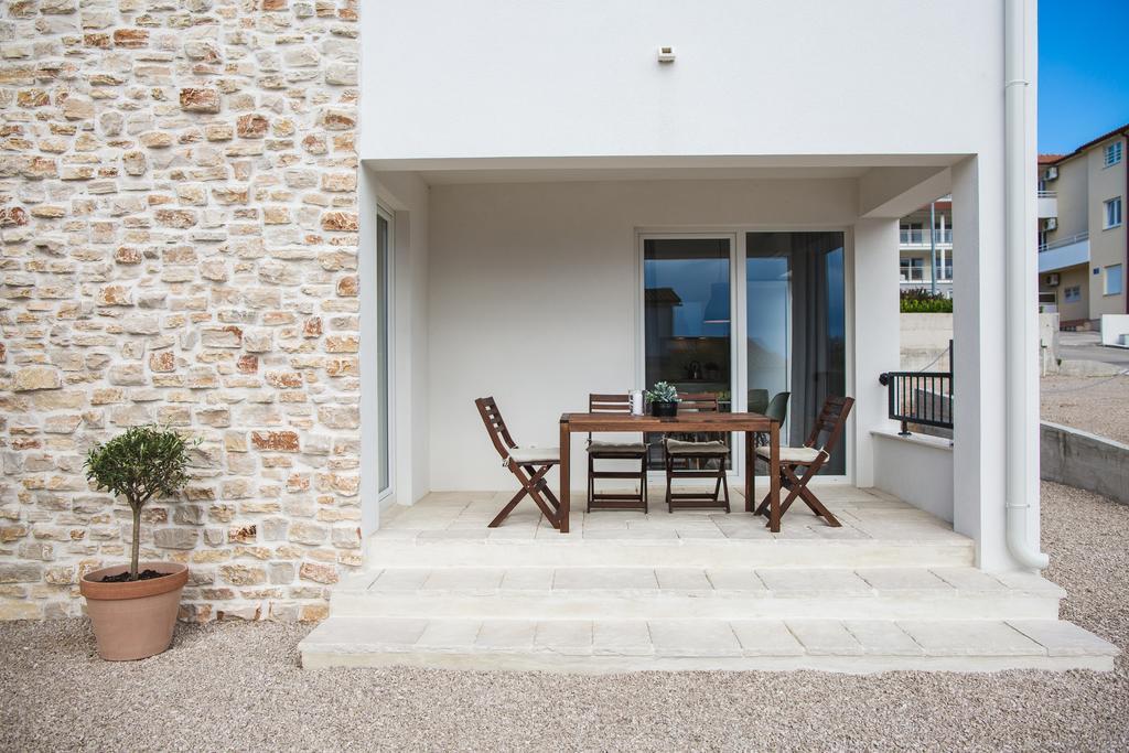 Olive Tree Apartments Водице Екстериор снимка