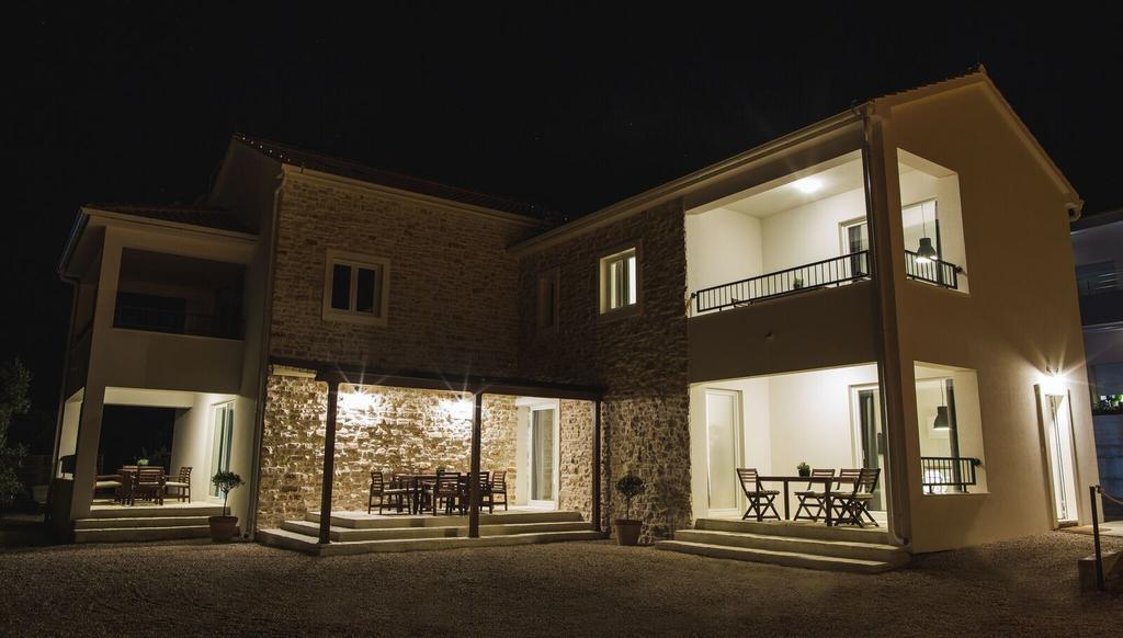 Olive Tree Apartments Водице Екстериор снимка